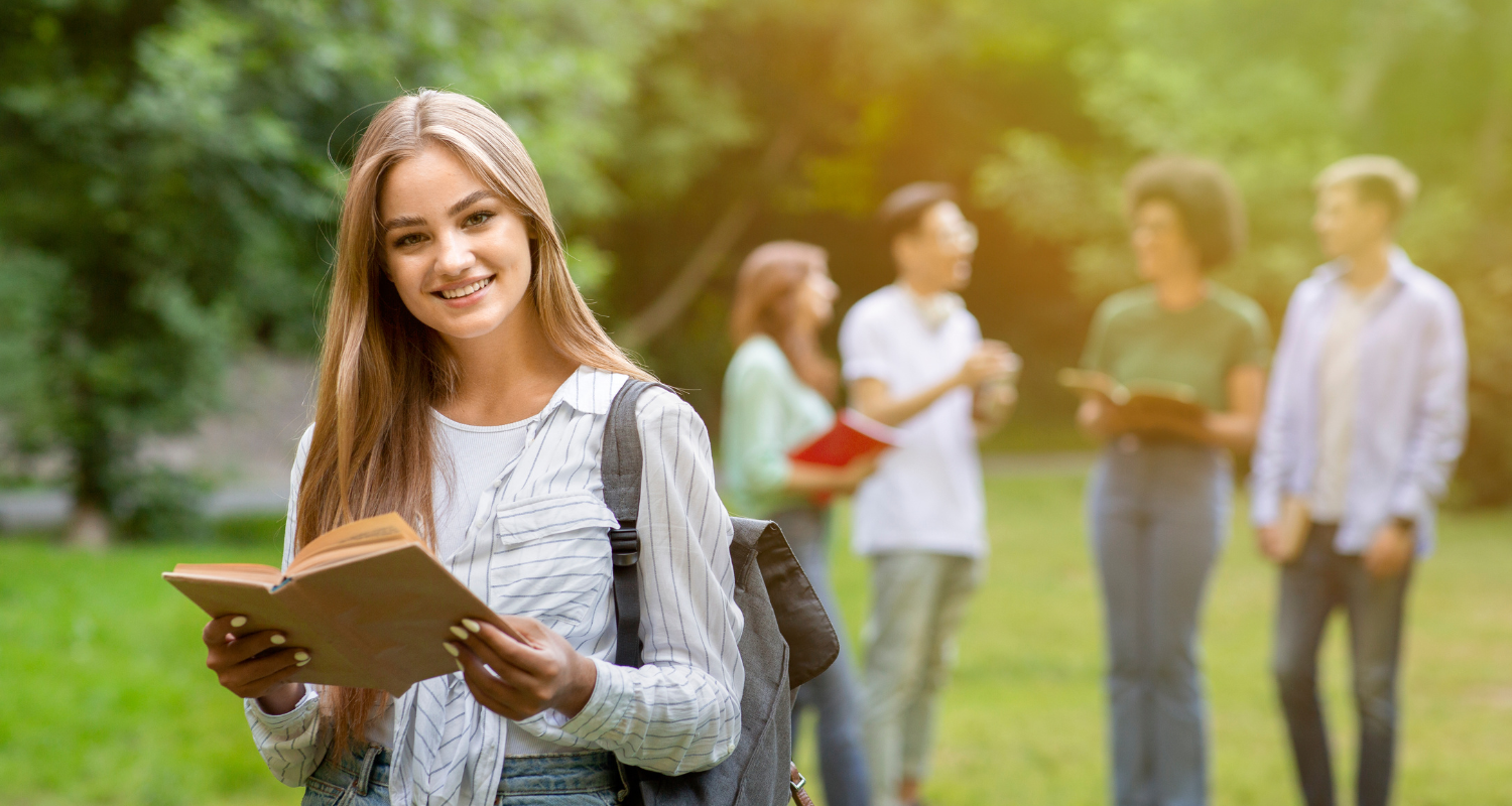 Sự Khác Nhau Giữa Du Học Nghề Và Du Học Đại Học Tại Úc